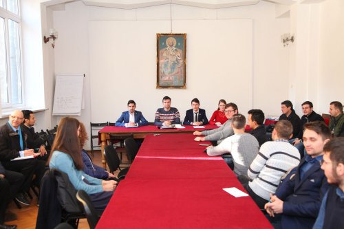 Simpozion studențesc la Facultatea de Teologie din Sibiu Poza 48587