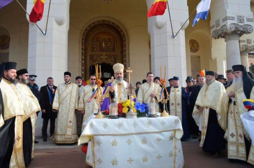 Sărbătoarea Unirii, o datorie de a păstra vie credința ortodoxă Poza 48306