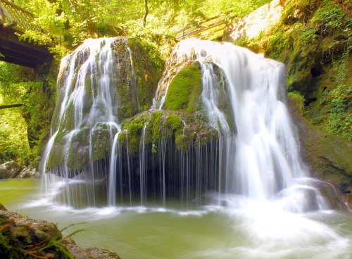 Cascada Bigăr - o oglindă în care Dumnezeu își reflectă frumusețea Poza 47952