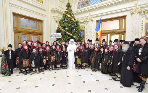 Patriarhul României şi-a sărbătorit sfântul ocrotitor Poza 47364
