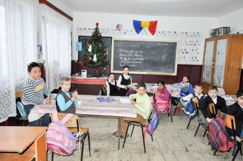 Daruri pentru 80 de copii din Bahna Arini Poza 47323