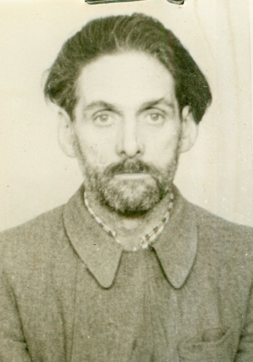 Preotul Nicolae Arnăutu din Stănileşti, Vaslui, în temniţa comunistă Poza 46507