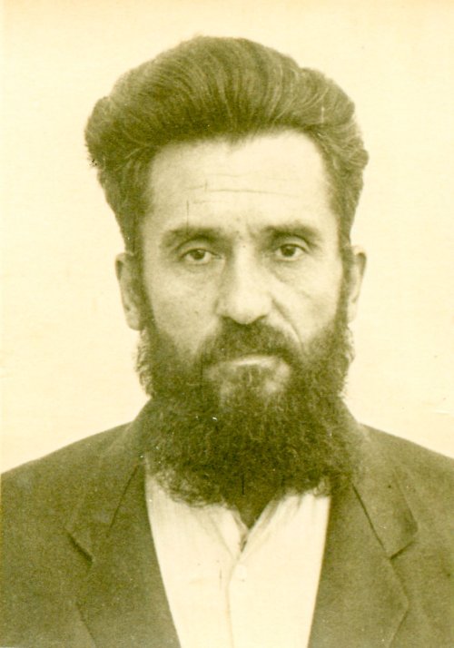 Preotul Ion I. Ionescu din Crişan, Tulcea, sub persecuţia comunistă Poza 45692