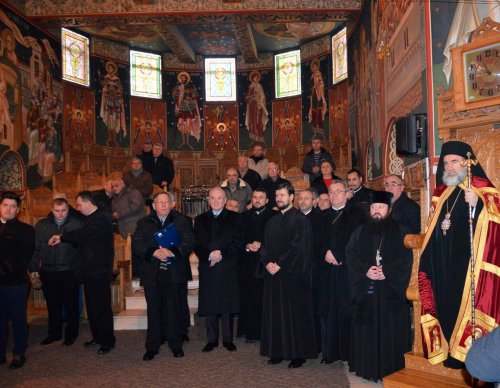 Adunarea eparhială a Arhiepiscopiei Romanului şi Bacăului Poza 45421