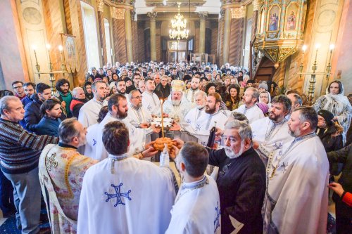 Ocrotitorii teologilor, sărbătoriți la București Poza 45358