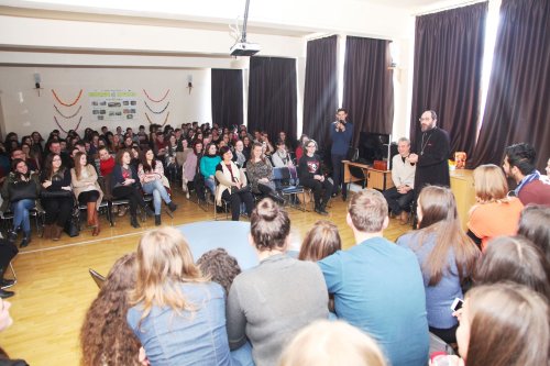 Conferință la Colegiul „Octavian Goga” din Sibiu Poza 45238