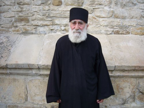 Trifon Gavril, monahul cel mai vârstnic al Mănăstirii Neamțului Poza 45275