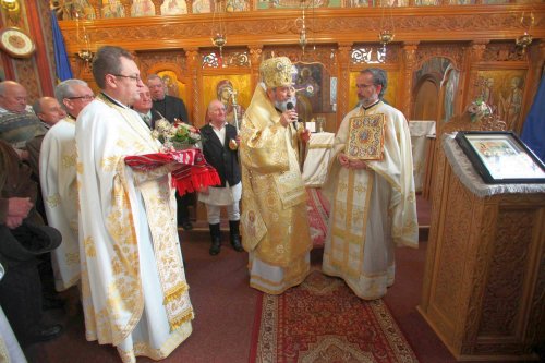 Paroh nou la Biserica „Sfinții Apostoli” din Sibiu       Poza 45141