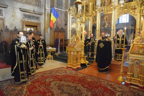 Program liturgic special la Catedrala Mitropolitană din Iaşi Poza 43803