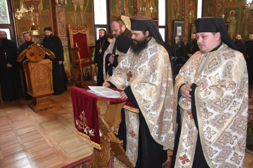 Sinaxă monahală în Episcopia Caransebeșului Poza 43773