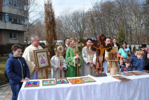 Ateliere de iconografie şi expoziţii  de icoane în parohii transilvane Poza 43344