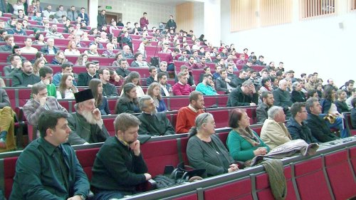 Academicianul Sorin Dumitrescu  a conferențiat la Cluj-Napoca Poza 43075