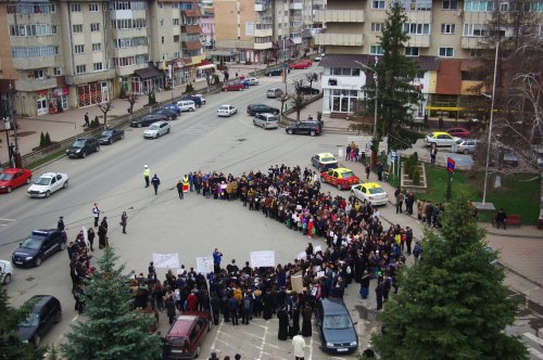 Marşul pentru viaţă a binevestit: „Ajută mama şi copilul! Ei depind de tine“ Poza 42257