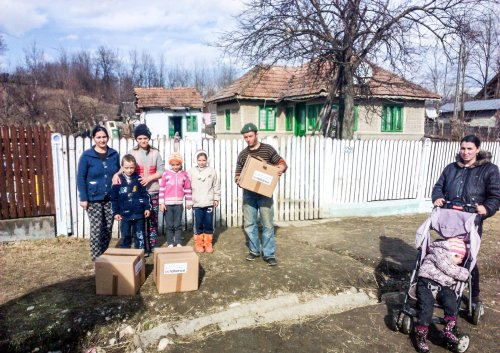 Ajutoare pentru 300 de familii nevoiașe din Arhiepiscopia Buzăului și Vrancei  Poza 41906
