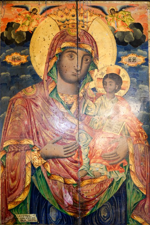 Minunatele icoane de la biserica din Ostrov Poza 40602