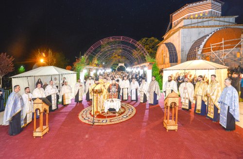 Întâlnirea sfinților la Mănăstirea Pantocrator Poza 40249