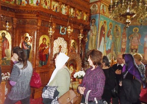Pelerini clujeni la mănăstiri din Harghita şi Mureş Poza 40010