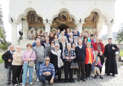 Pelerini clujeni la mănăstiri din Harghita şi Mureş Poza 40012
