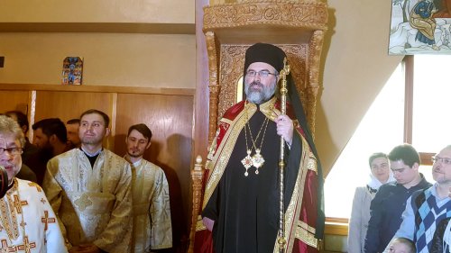Întronizarea primului Episcop ortodox român al Canadei Poza 39779