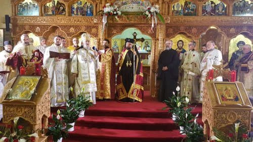 Întronizarea primului Episcop ortodox român al Canadei Poza 39785