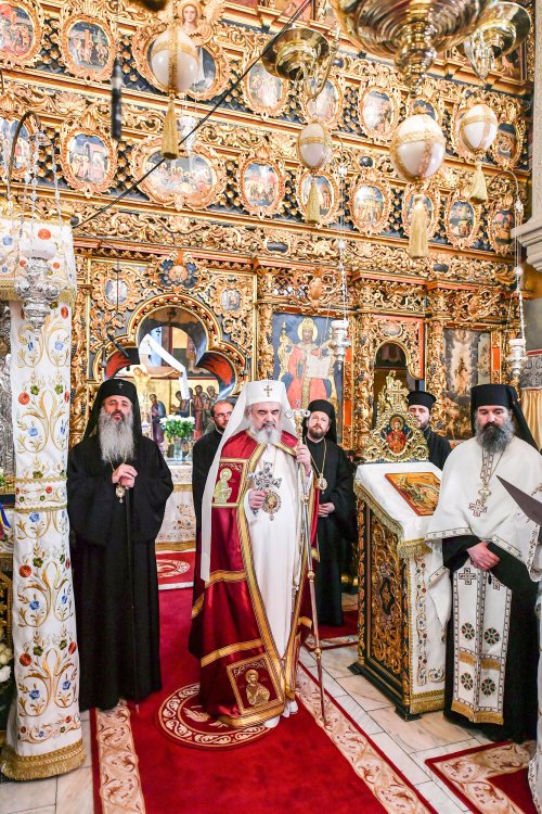 Întâmpinarea Patriarhului României la Putna Poza 39423