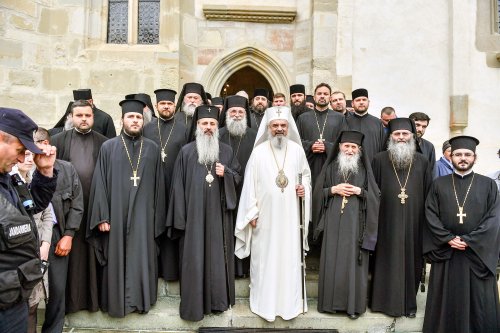 Întâmpinarea Patriarhului României la Putna Poza 39425