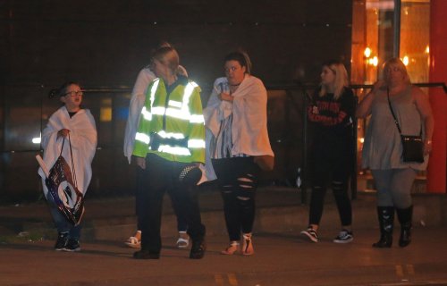 Mesaj de compasiune şi solidaritate cu victimele atentatului din Manchester Poza 38822
