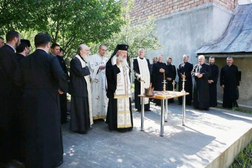 Conferinţe preoţeşti de primăvară dedicate sfintelor icoane Poza 38758