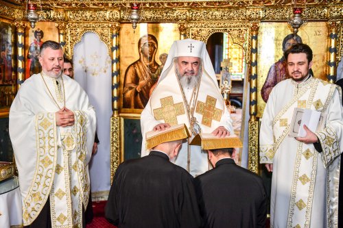 Hirotesii în iconom stavrofor la Reşedinţa Patriarhală Poza 38403