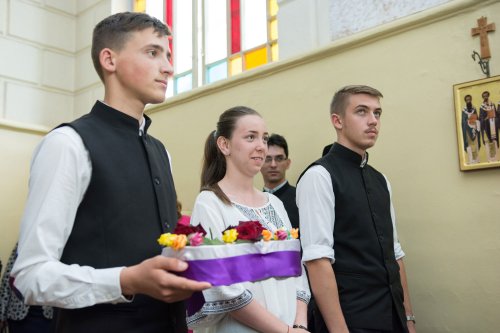 Festivitatea de absolvire a promoţiei 2017 la Seminarul Teologic Ortodox Arad Poza 38353