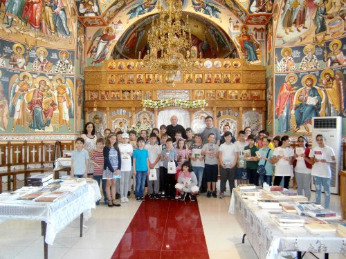 „Școala altfel” în Biserica „Sfânta Fecioară Maria”-Dristor Poza 38143