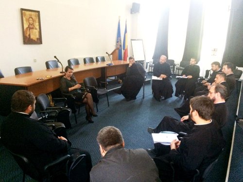 Seminar de formare pentru preoți în Arhiepiscopia Sibiului Poza 37951