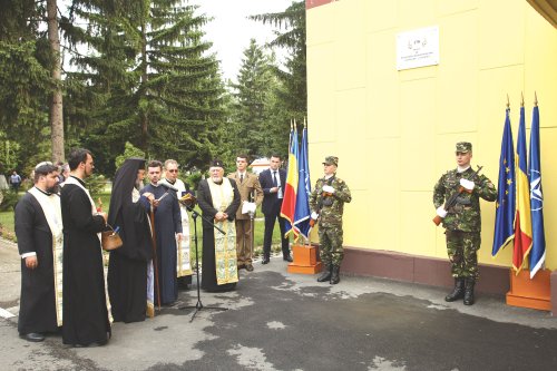 Aniversare la Academia Forțelor Terestre din Sibiu Poza 37701