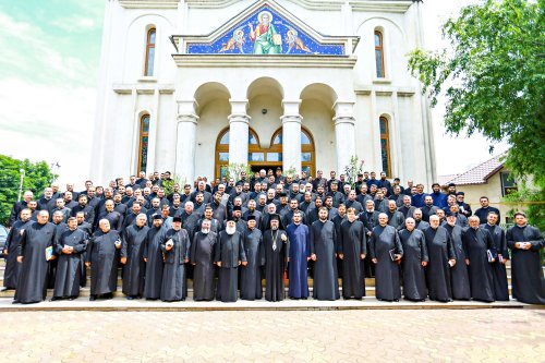 Conferințe ale preoților din Buzău, Pătârlagele și Făurei Poza 37649