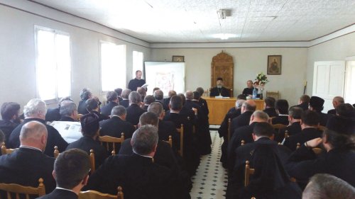 Conferinţe preoţeşti la Reghin și Târgu-Mureş Poza 37624