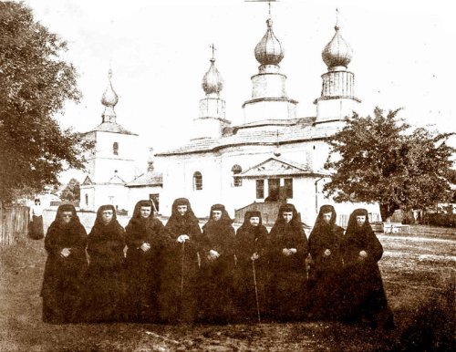 Mihai Eminescu la Mănăstirea Agafton Poza 37654