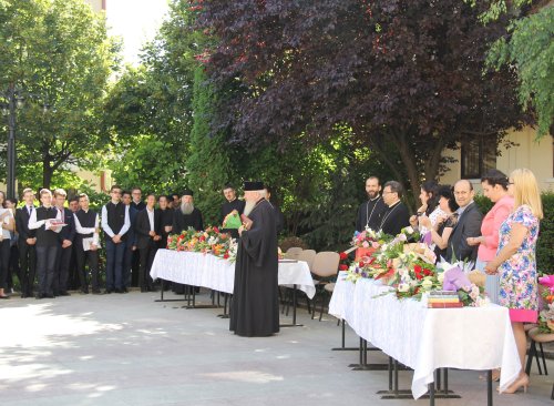 Festivitate de final de an la Seminarul Ortodox din Cluj-Napoca Poza 37500