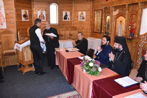 Seminariștii merituoși de la Caransebeș au fost premiați Poza 37517