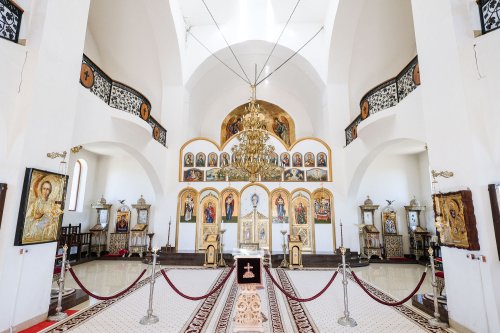 Liturghie și filantropie într-o mănăstire tomitană Poza 37292