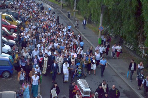 Tradiţionala procesiune la Piatra Neamţ Poza 36959