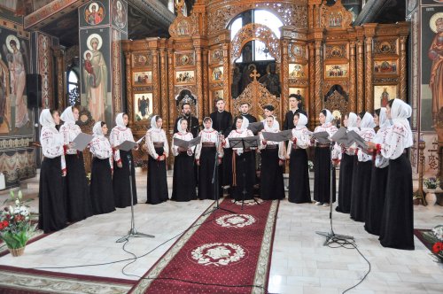 Concert de muzică psaltică la Biserica „Sfântul Voievod Ştefan cel Mare şi Sfânt” din Iaşi Poza 36443
