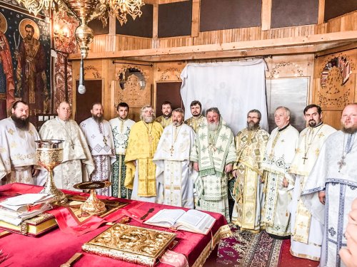 Vizită arhierească în Vicariatul Ortodox Ucrainean Poza 36006
