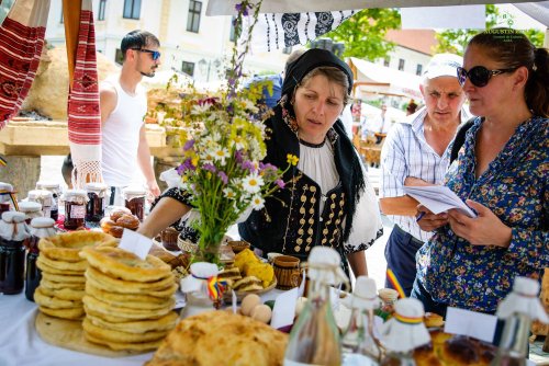 Festival-concurs de tradiţii şi obiceiuri „Cultură pentru Cultură” Poza 35896