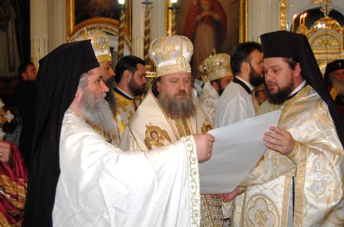 Moment istoric pentru Arhiepiscopia Aradului Poza 35532