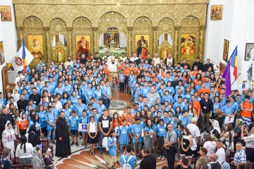 Întâlnirea Tinerilor Ortodocși din Banatul de Munte Poza 35152