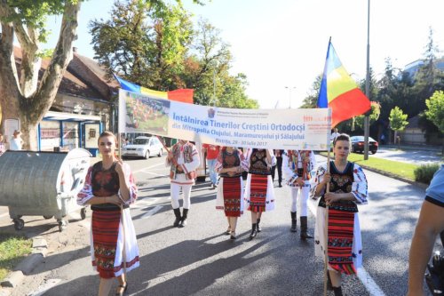 Peste 1200 de tineri au participat la reuniunea de la Bistrița Poza 34654