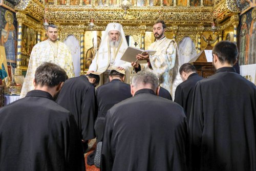 Duhovnicia, slujire sfântă şi apostolică Poza 33969