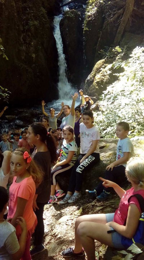 Tinerii din Iosifalău au participat la tabăra „Bucuria cunoașterii” Poza 33946