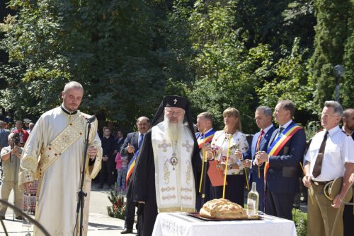 Mihai Viteazul a fost comemorat la Mănăstirea „Mihai Vodă” din Turda Poza 33497