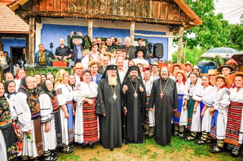 Inaugurarea unei case tradiționale pe Valea Țibleșului Poza 33325